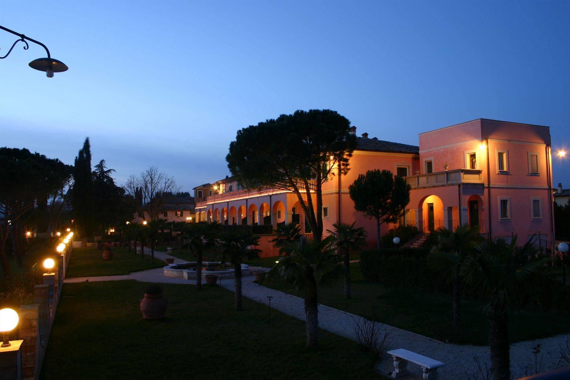 Villa Santa Barbara Montefalco Exterior photo